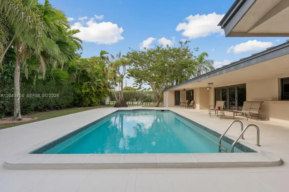 7430 SW 142nd Ter Palmetto Bay, FL 33158