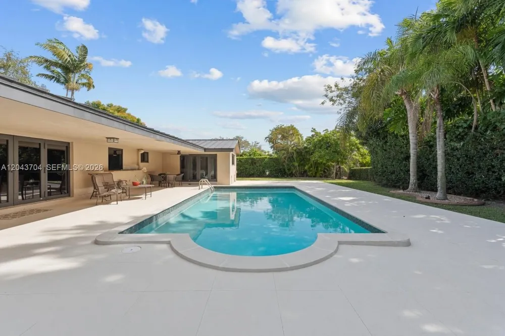 7430 SW 142nd Ter Palmetto Bay, FL 33158