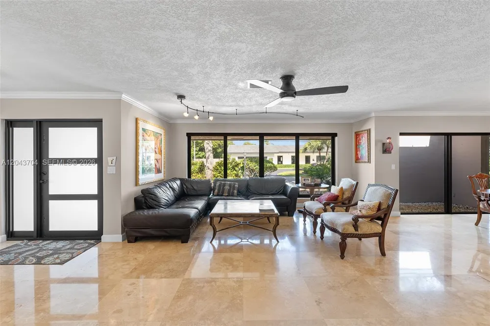 7430 SW 142nd Ter Palmetto Bay, FL 33158