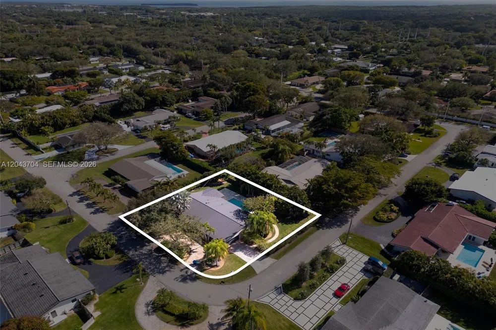 7430 SW 142nd Ter Palmetto Bay, FL 33158