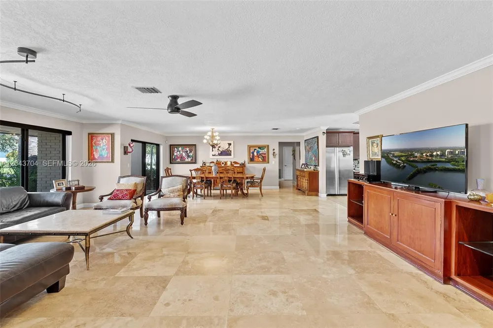 7430 SW 142nd Ter Palmetto Bay, FL 33158