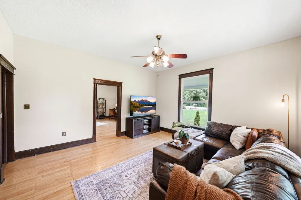 1641 Old Fayetteville Hwy Lynchburg, TN 37352