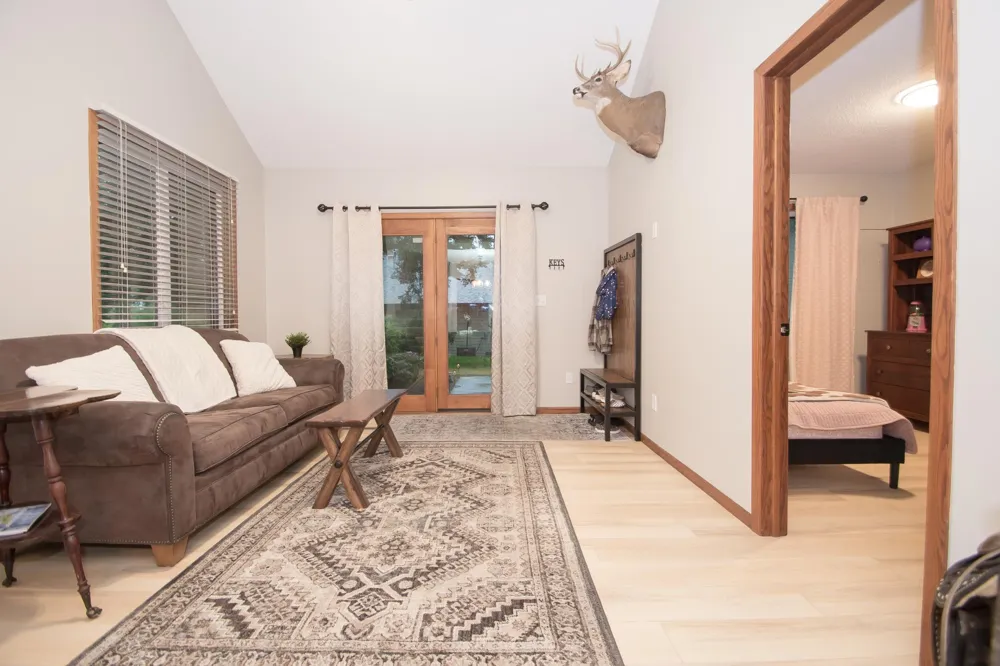 544 Auburn Place NW #H Elk River, MN 55330
