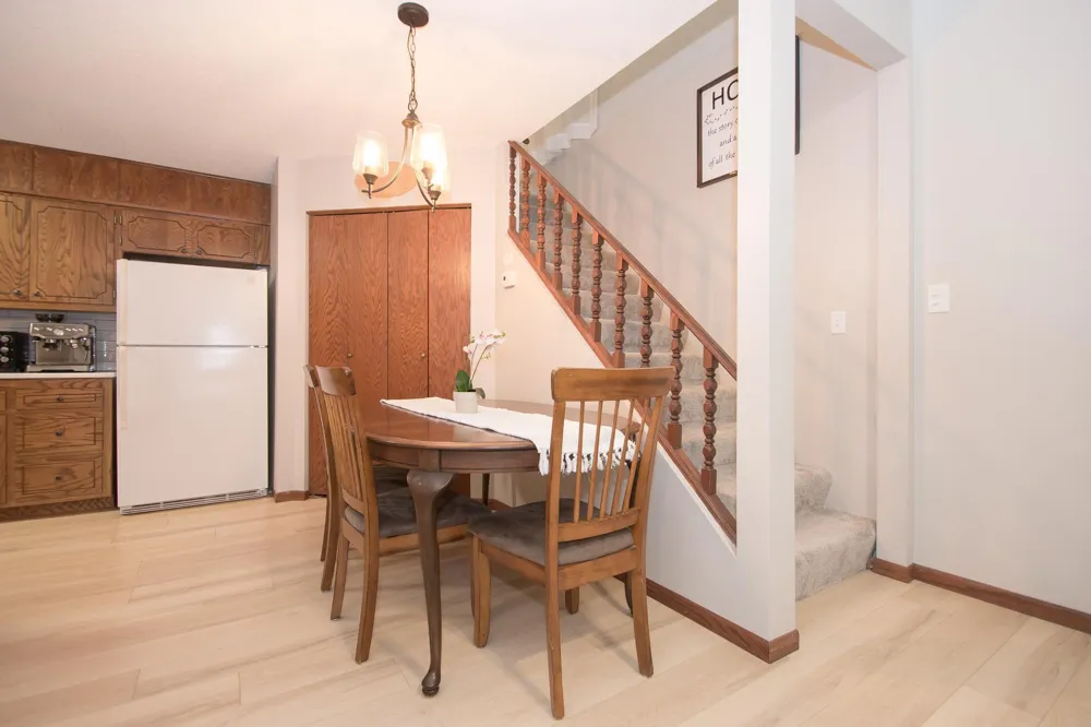 544 Auburn Place NW #H Elk River, MN 55330