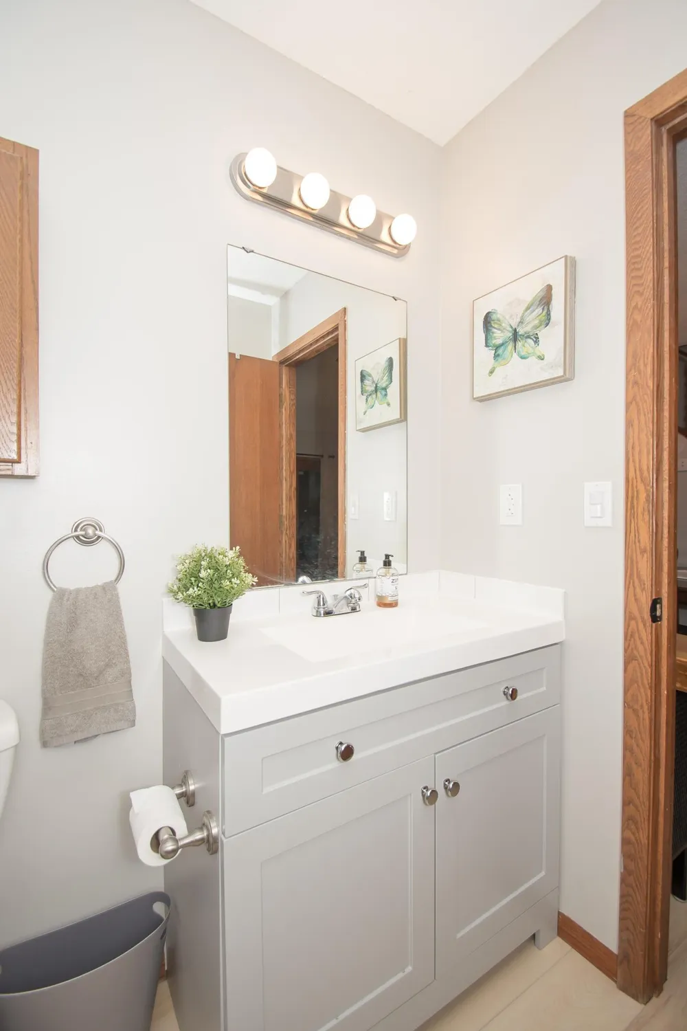 544 Auburn Place NW #H Elk River, MN 55330