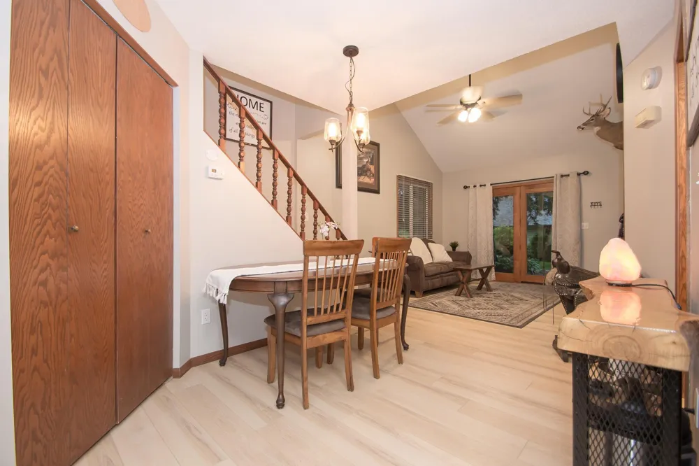 544 Auburn Place NW #H Elk River, MN 55330