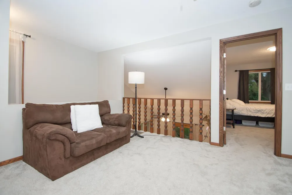 544 Auburn Place NW #H Elk River, MN 55330