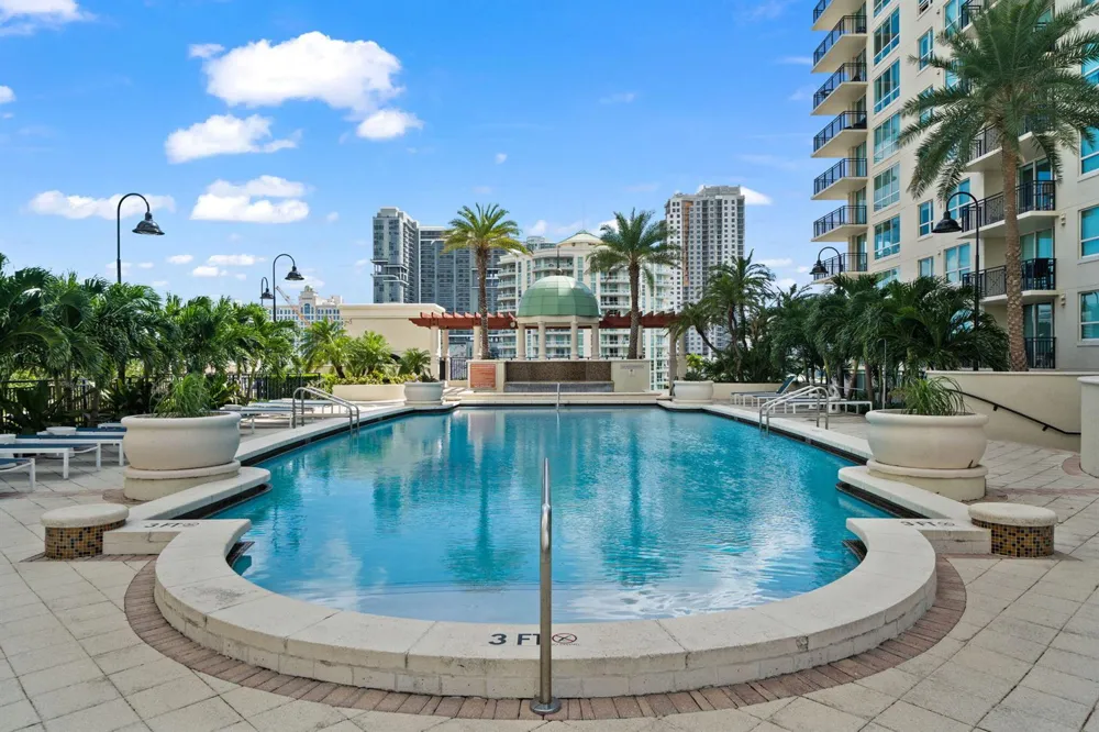 610 W Las Olas Boulevard #1013n Fort Lauderdale, FL 33312