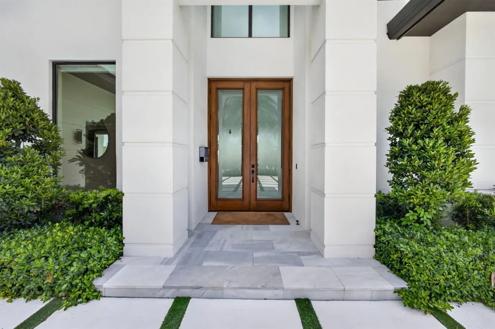 824 Shore Drive North Palm Beach, FL 33408