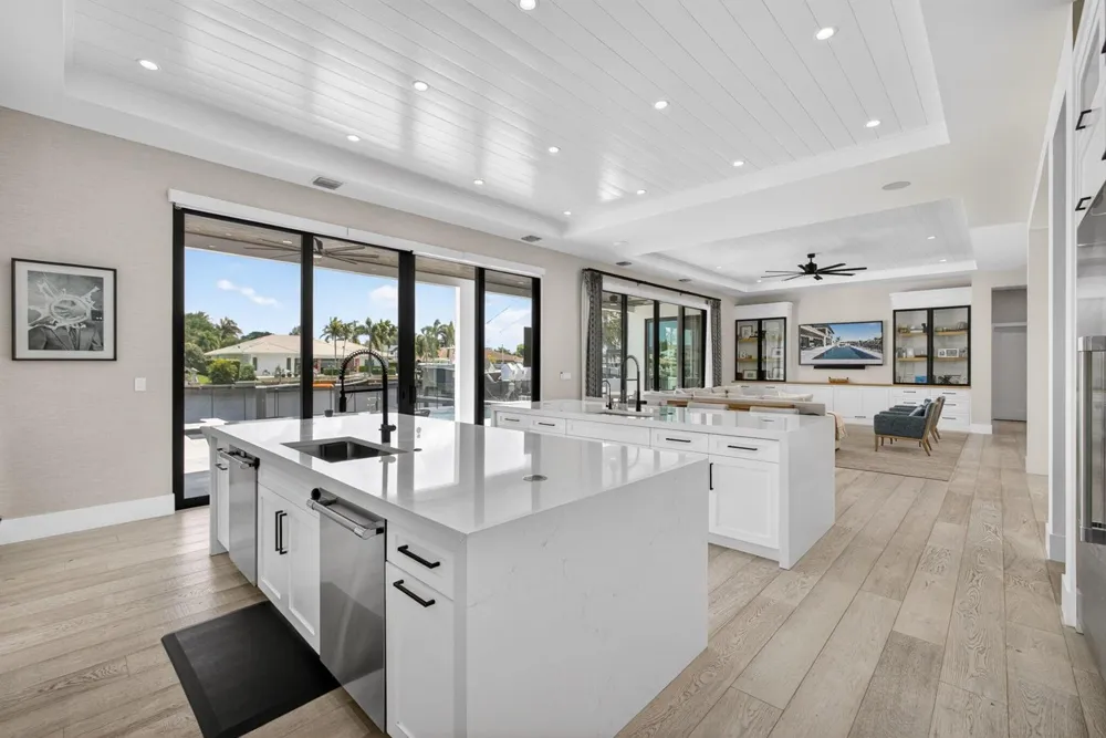 824 Shore Drive North Palm Beach, FL 33408