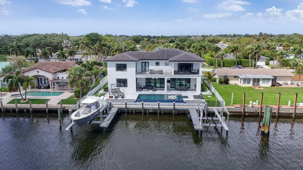 824 Shore Drive North Palm Beach, FL 33408