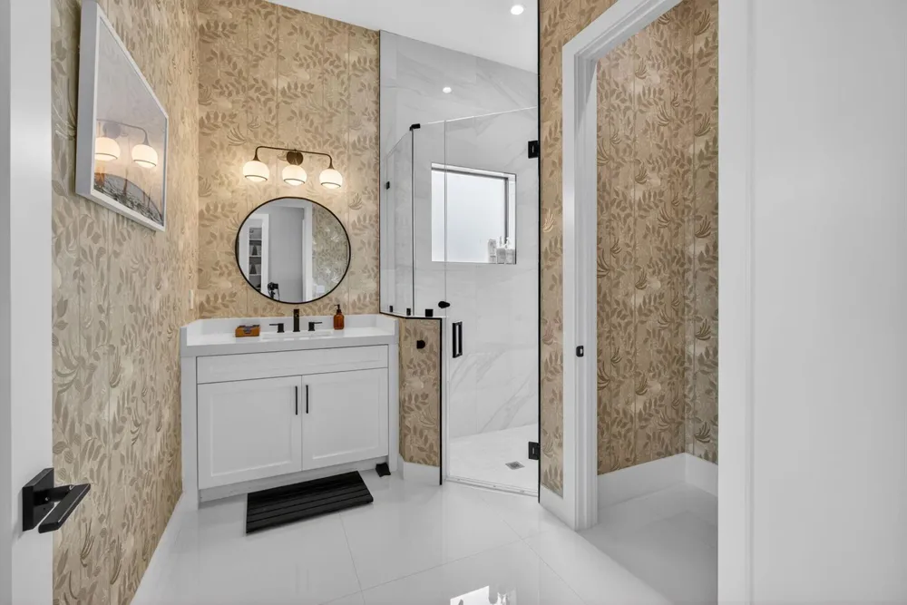 824 Shore Drive North Palm Beach, FL 33408