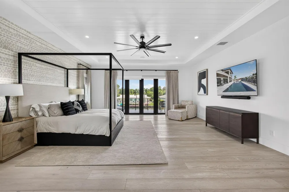 824 Shore Drive North Palm Beach, FL 33408