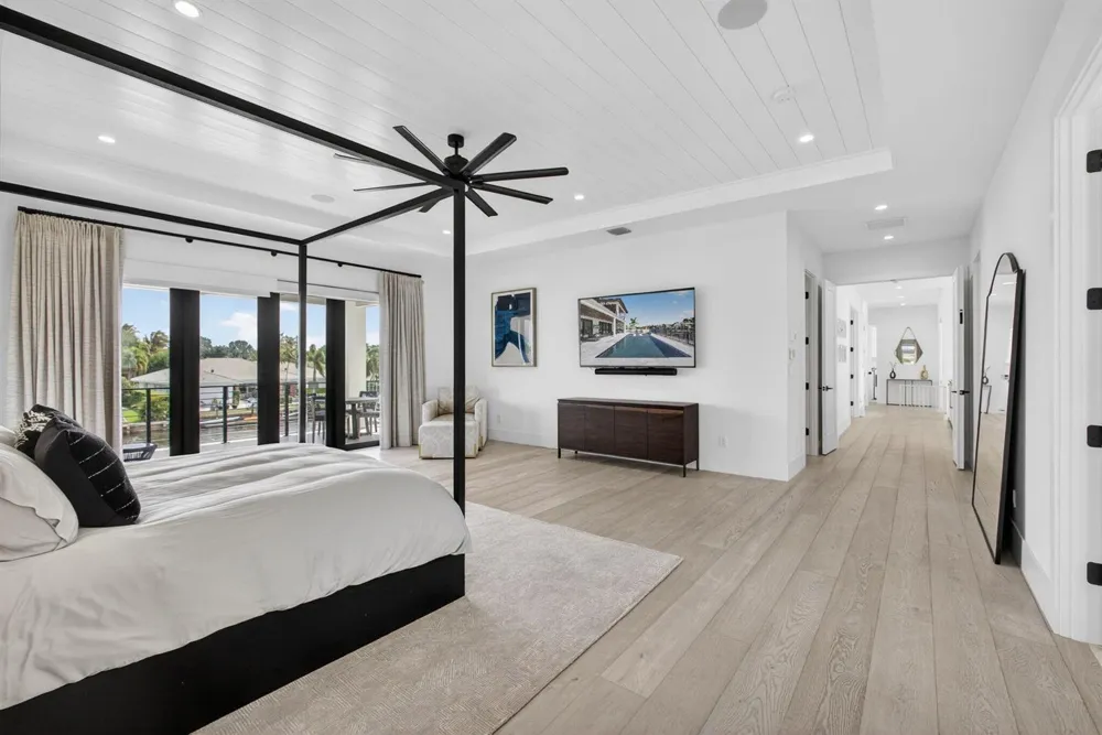 824 Shore Drive North Palm Beach, FL 33408