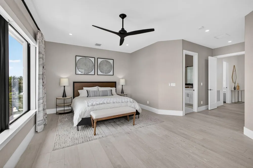 824 Shore Drive North Palm Beach, FL 33408
