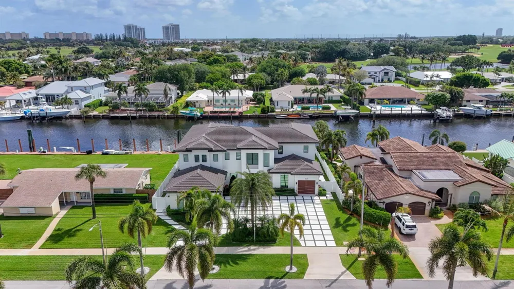 824 Shore Drive North Palm Beach, FL 33408