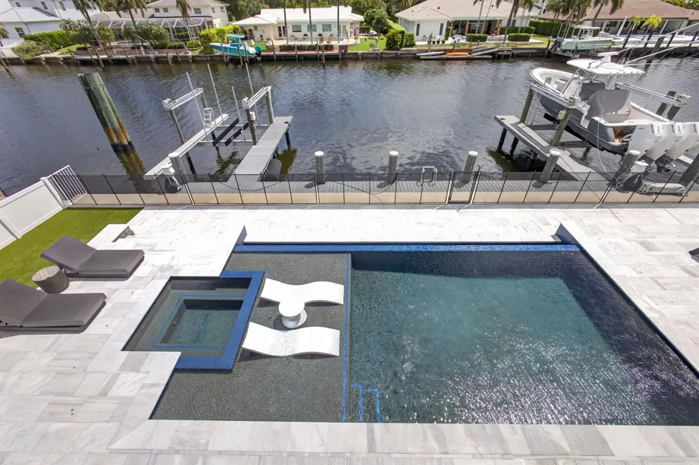 824 Shore Drive North Palm Beach, FL 33408