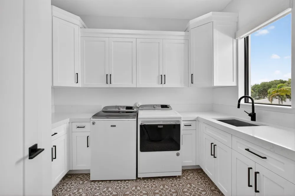 824 Shore Drive North Palm Beach, FL 33408