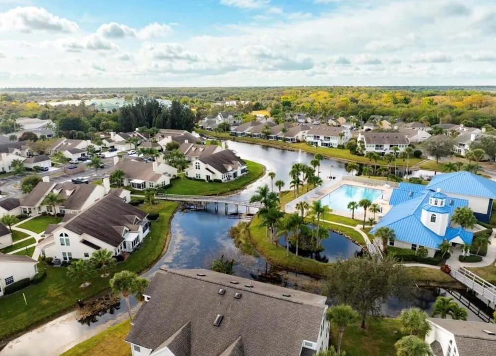 1907 Aynsley Way #32-2 Vero Beach, FL 32966