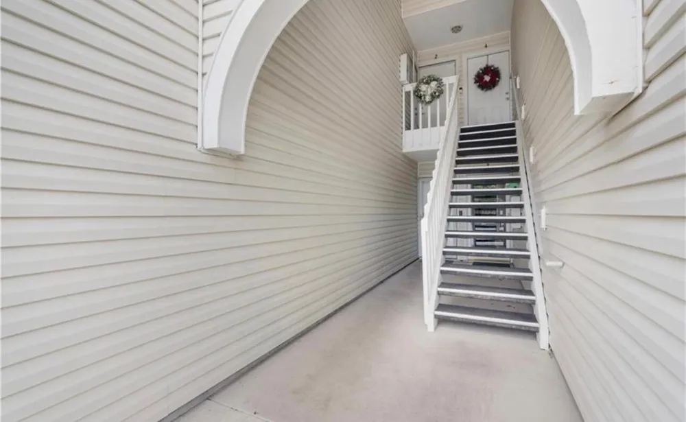 1907 Aynsley Way #32-2 Vero Beach, FL 32966