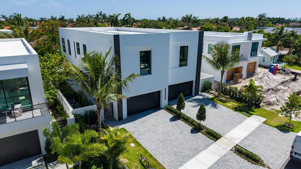 723 Lake Avenue Delray Beach, FL 33483