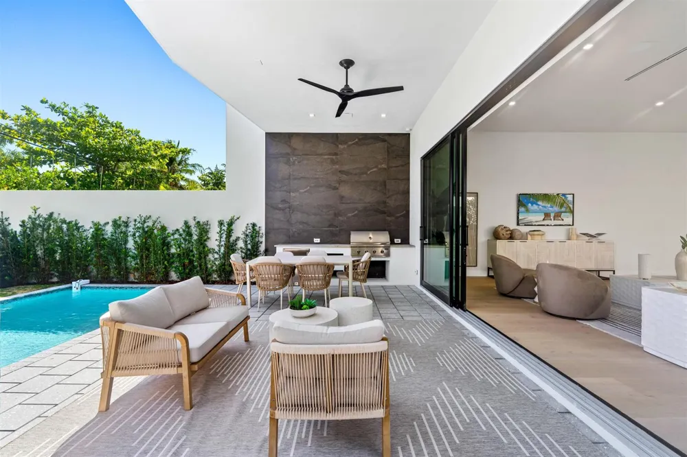 723 Lake Avenue Delray Beach, FL 33483