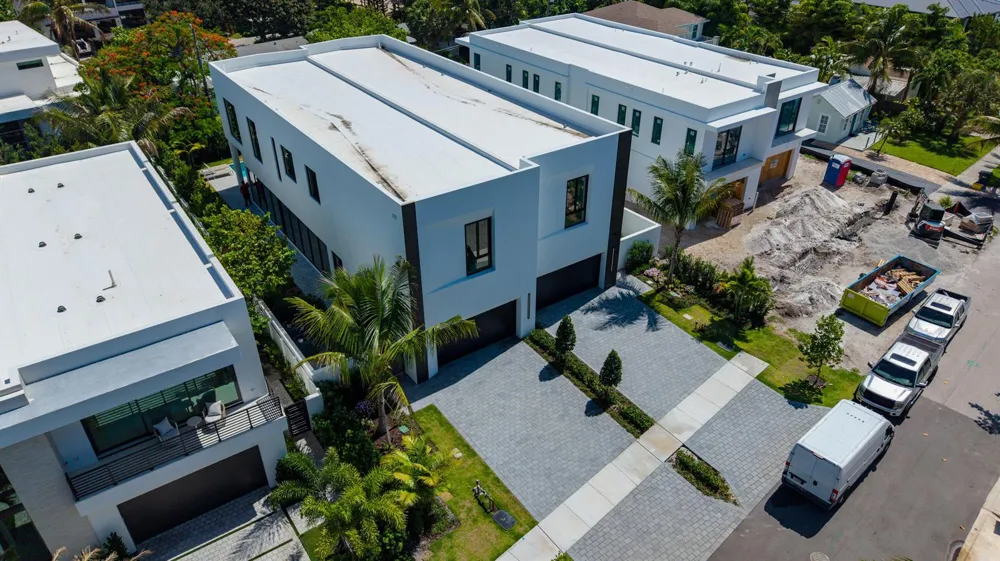 723 Lake Avenue Delray Beach, FL 33483