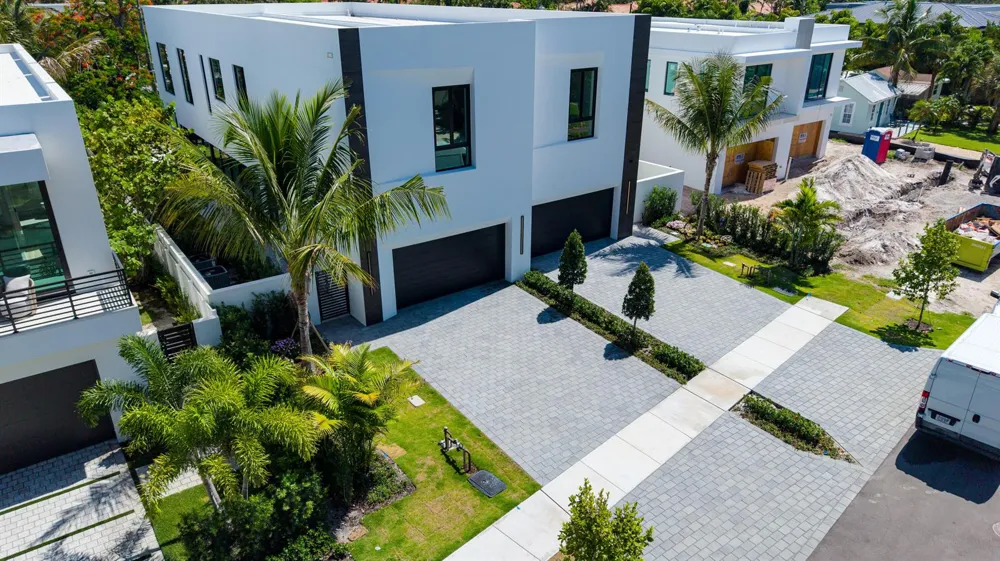 723 Lake Avenue Delray Beach, FL 33483
