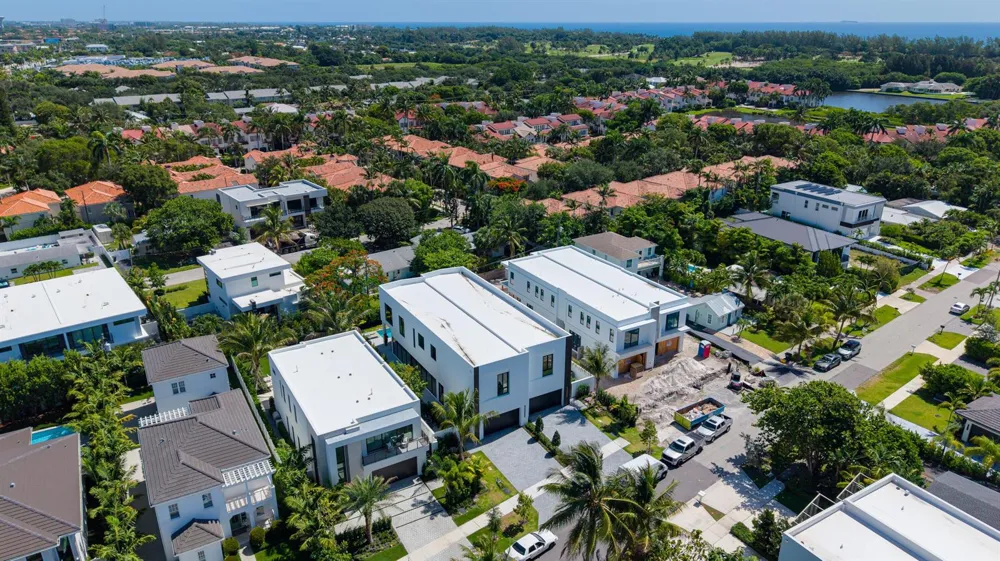 723 Lake Avenue Delray Beach, FL 33483