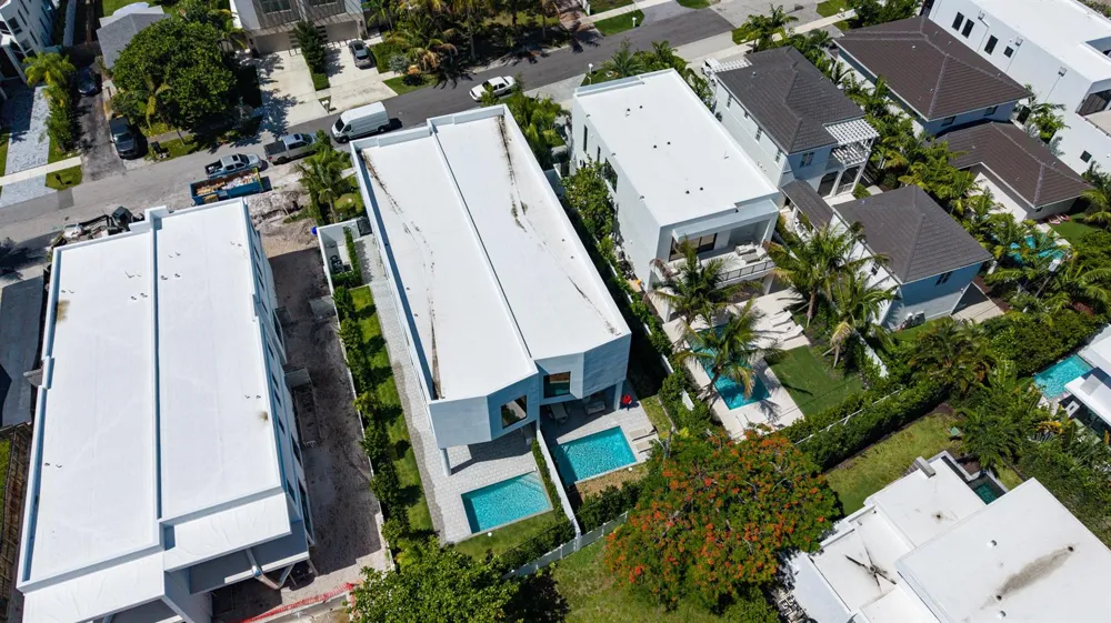 723 Lake Avenue Delray Beach, FL 33483