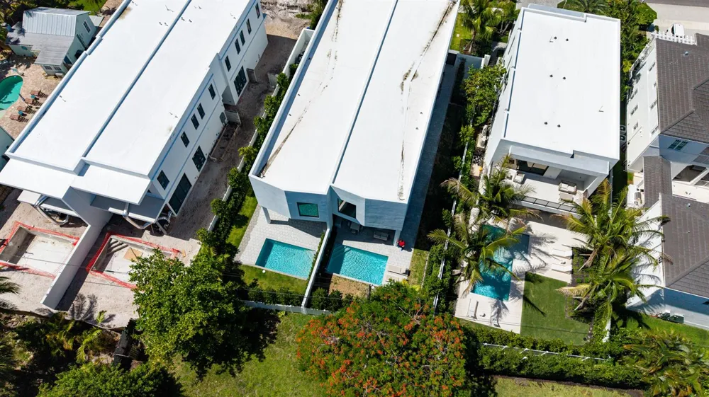 723 Lake Avenue Delray Beach, FL 33483