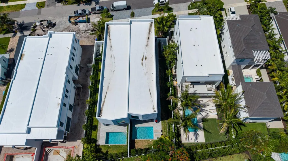 723 Lake Avenue Delray Beach, FL 33483