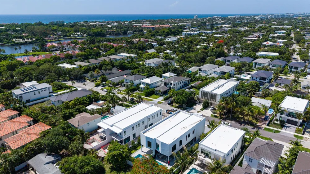 723 Lake Avenue Delray Beach, FL 33483