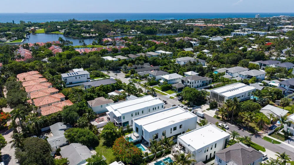 723 Lake Avenue Delray Beach, FL 33483