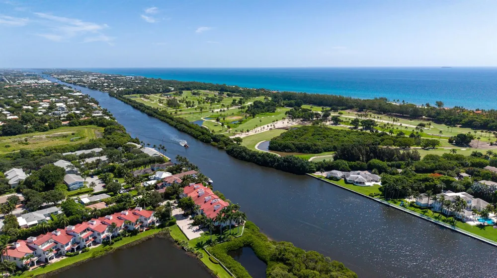 723 Lake Avenue Delray Beach, FL 33483