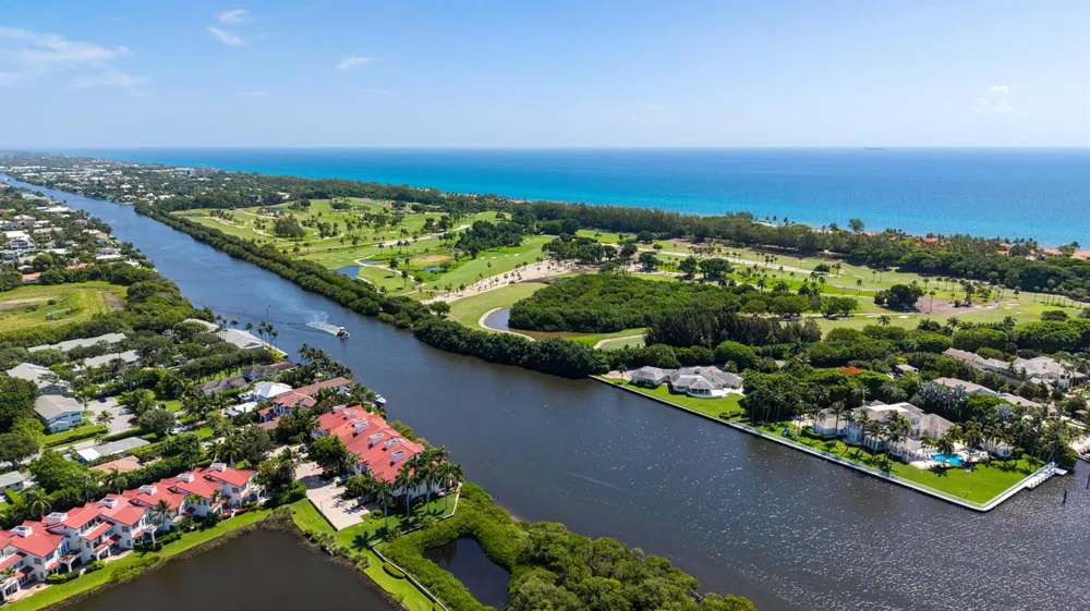 723 Lake Avenue Delray Beach, FL 33483