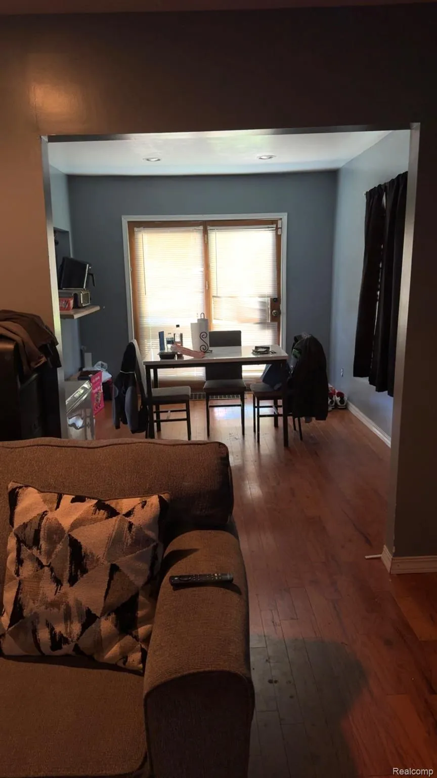 3407 Fulton Street Saginaw City, MI 48601