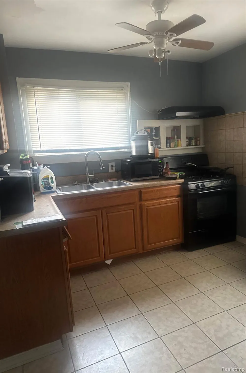 3407 Fulton Street Saginaw City, MI 48601