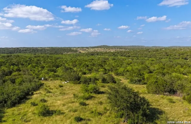 6824 SD 28570 Rocksprings, TX 78880