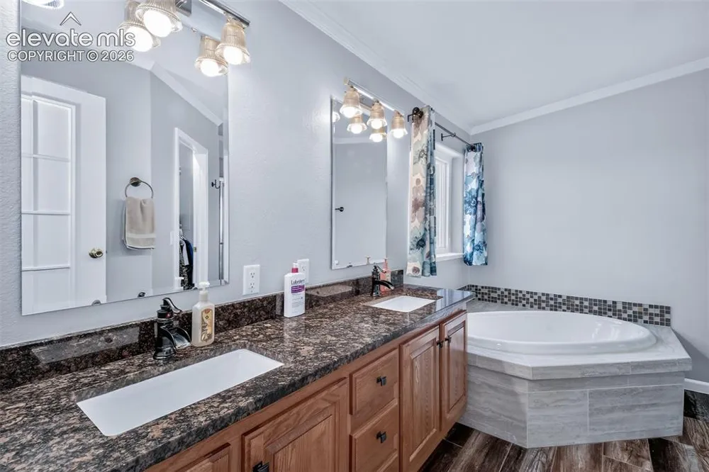 14335 Whistling Hills Lane Colorado Springs, CO 80928