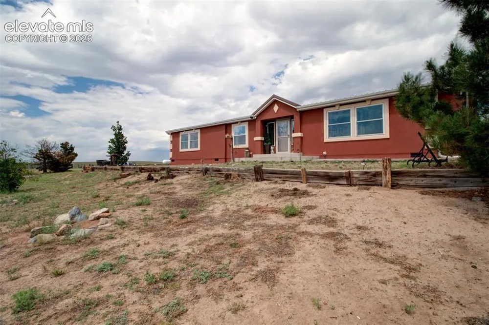 14335 Whistling Hills Lane Colorado Springs, CO 80928
