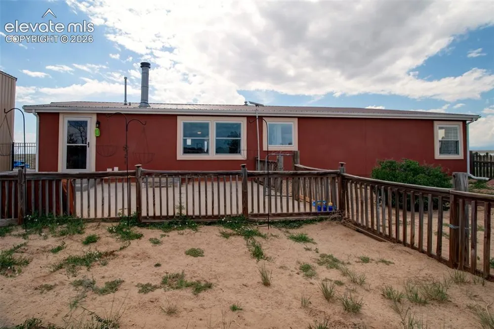 14335 Whistling Hills Lane Colorado Springs, CO 80928