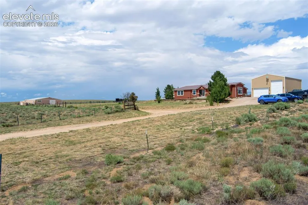 14335 Whistling Hills Lane Colorado Springs, CO 80928