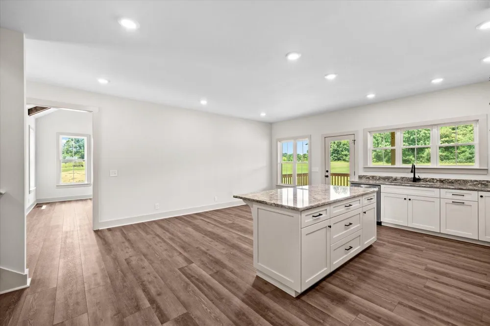 1067 Tucker School Road Cohutta, GA 30710