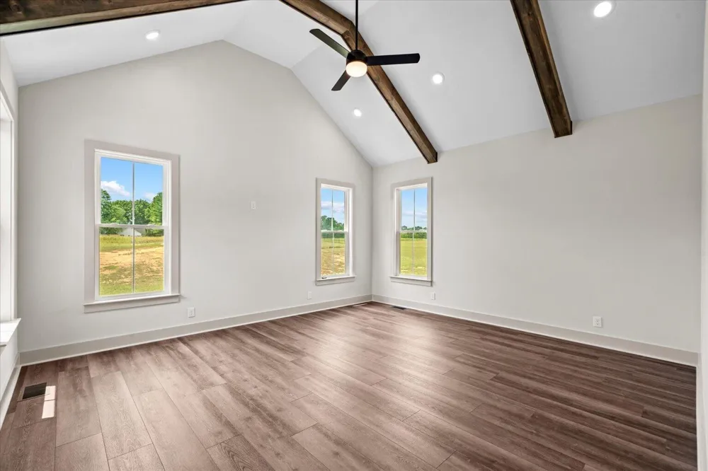1067 Tucker School Road Cohutta, GA 30710