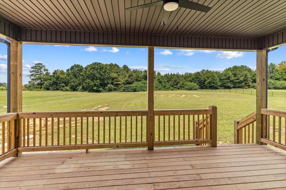 1067 Tucker School Road Cohutta, GA 30710