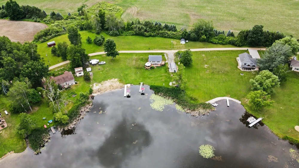 3452 W Lake Drive Orient Township, MI 49679