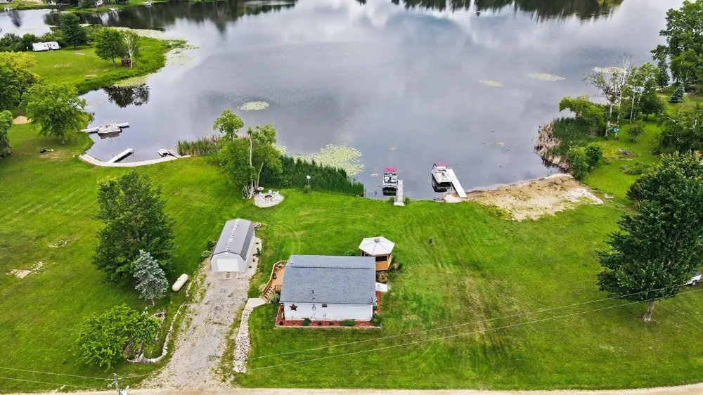3452 W Lake Drive Orient Township, MI 49679