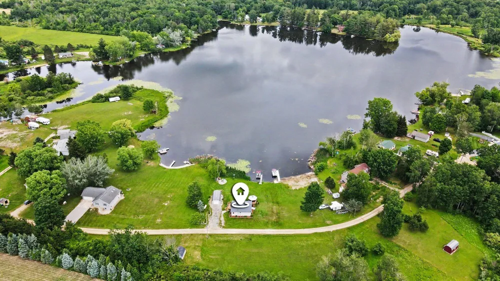 3452 W Lake Drive Orient Township, MI 49679