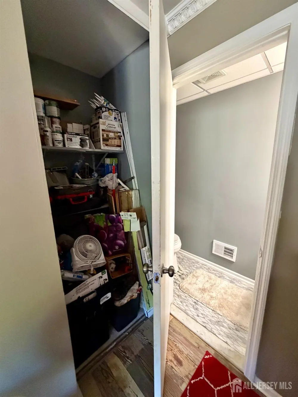 121 Joan Court Jackson, NJ 08527